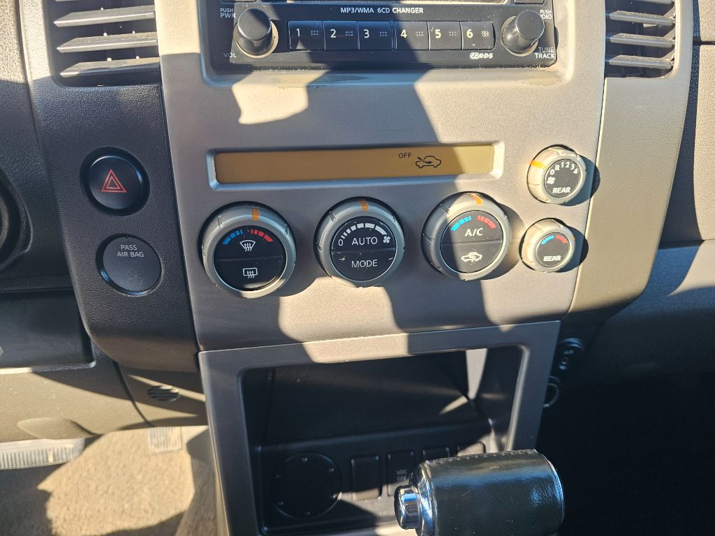 2007 Nissan Pathfinder SE - Photo 16